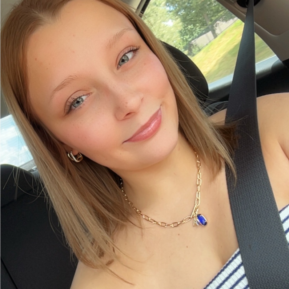 Meet your Posher, Sarah